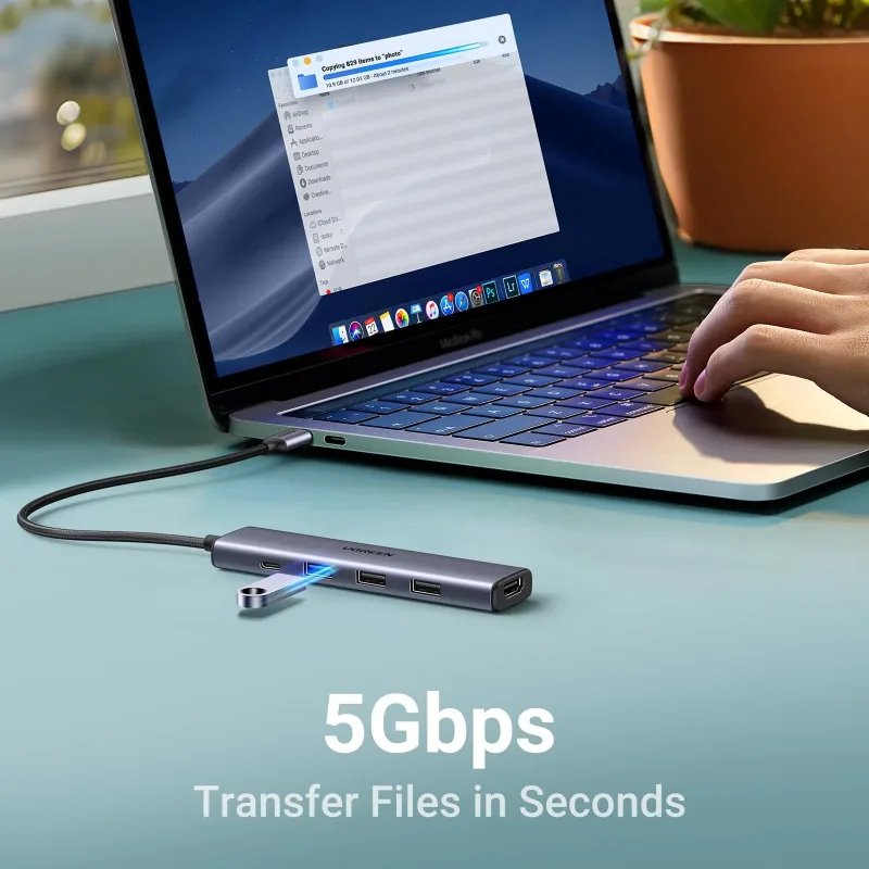 UGREEN 5-in-1 USB-C 허브